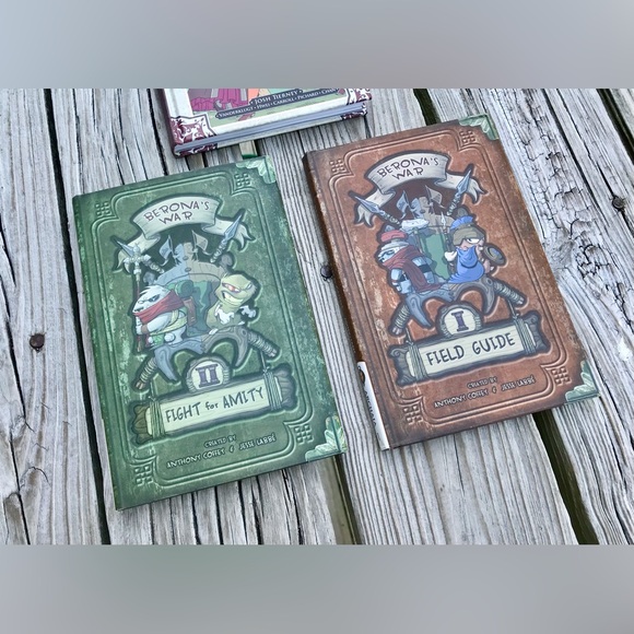 Young Adult Graphic Novels SPERA & BERONA’S WAR 1 & 2 Hardback Books Lot Set - Picture 5 of 9